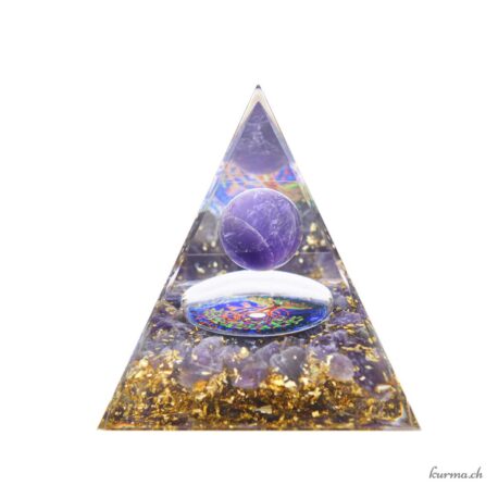 Orgonite Pyramide Améthyste Arbre de Vie - N°17792-2 disponible en ligne et dans la boutique Kûrma.