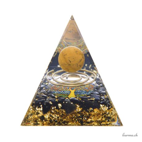 Orgonite Pyramide Oeil de Tigre et Obsidienne Noire Arbre de Vie et Spirale - N°17797-1 disponible en ligne et dans la boutique Kûrma.