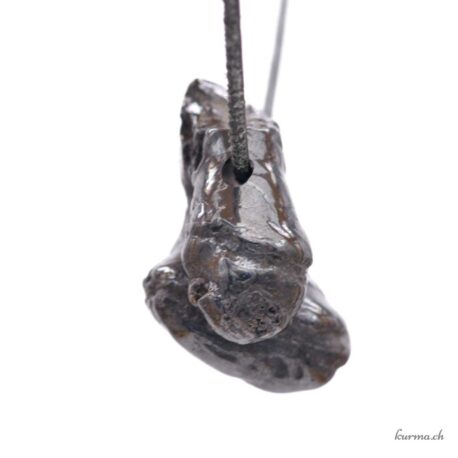 Psilomélane - Pendentif en pierre percée