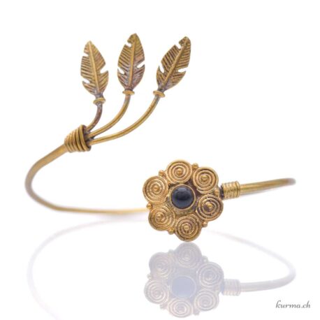 Mandala und Feder mit einem Stein - Armband aus vergoldetem Messing