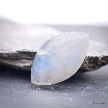 Cabochon en Labradorite blanche