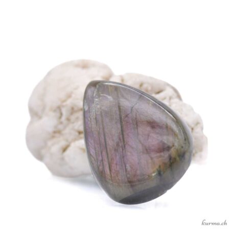 Cabochon en Labradorite violette AAA
