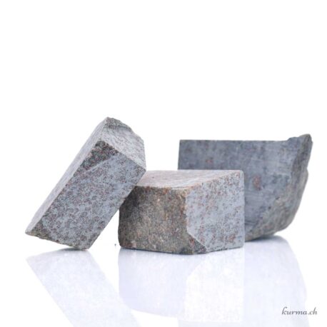 Eclogite - Rough pocket stone