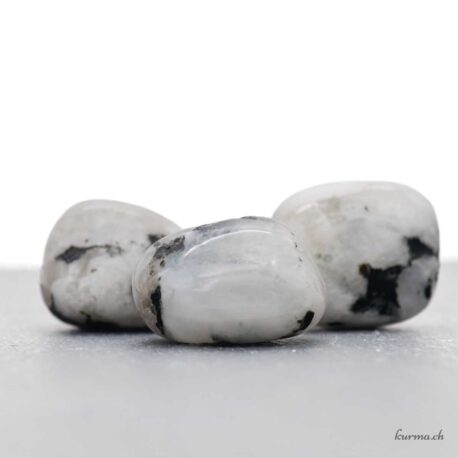 Labradorite blanche ' Pierre de lune arc-en-ciel ' - Pierre roulée - Taille M