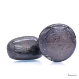 Schwarzer Sternsaphir – Handgeschliffener Stein – Unikat